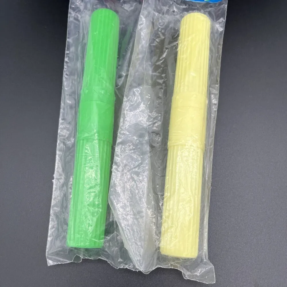 Lot of 2 Vintage Retro Plastic Travel 6